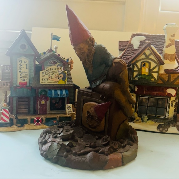 TOM CLARK Gnome Pullman Train Conductor Whimsical Whimsy Vintage Decor - Picture 7 of 7